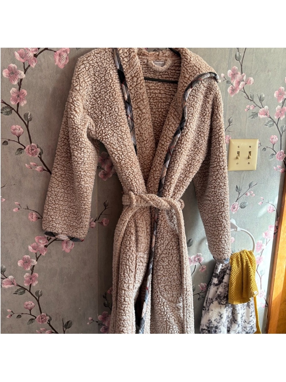Vera Bradley Plush Sherpa Hooded Belted Jacket in Light Beige